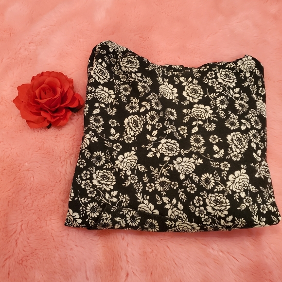 Floral pullover - Picture 4 of 7